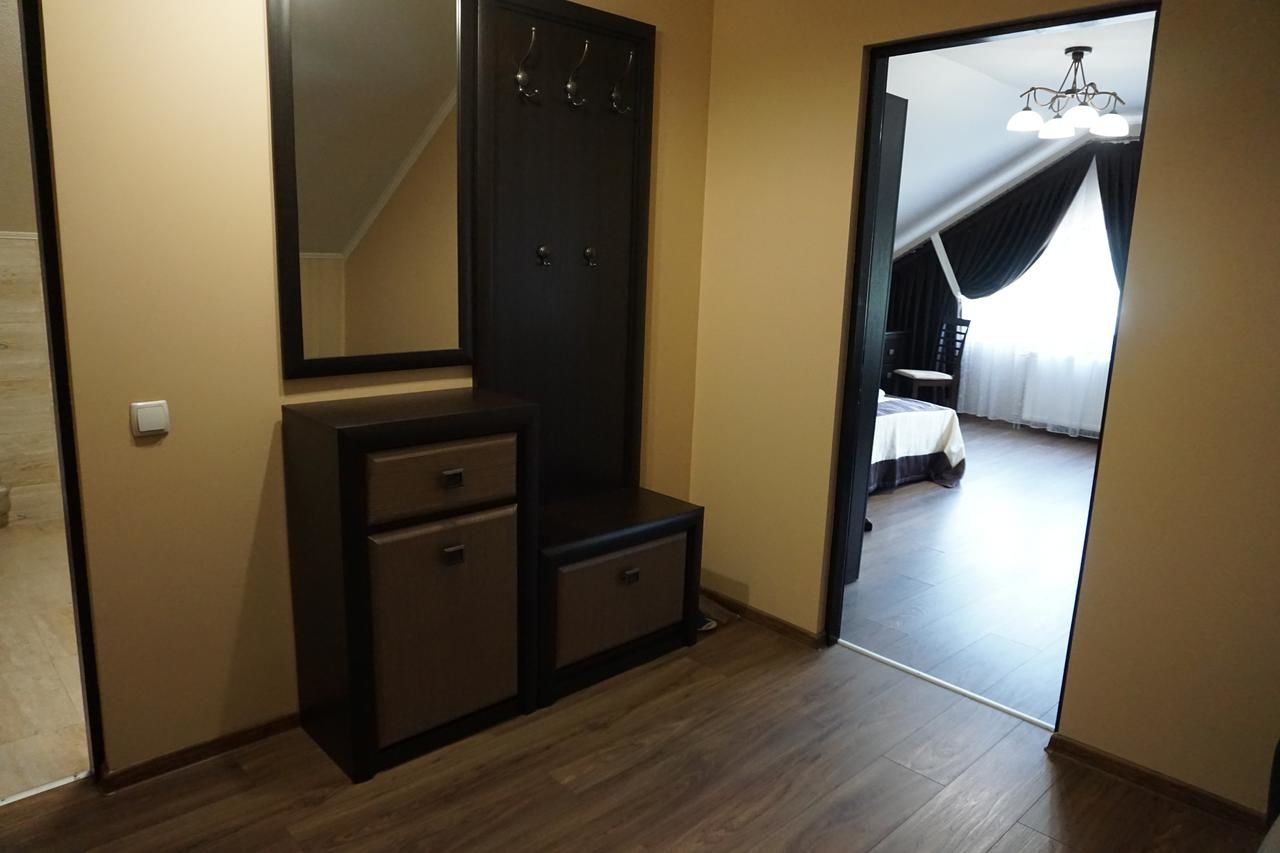 Отель Hotel Central Park Velyikyy Bychkiv